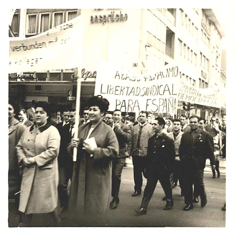 Manifestación de emigrantes españoles en Alemania, años 60.